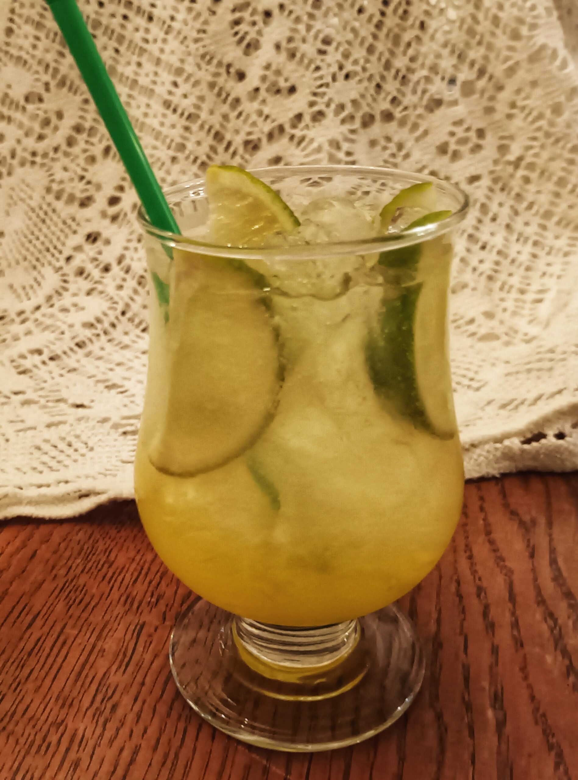 Nytårs cocktail ( Gin Hass ) 
